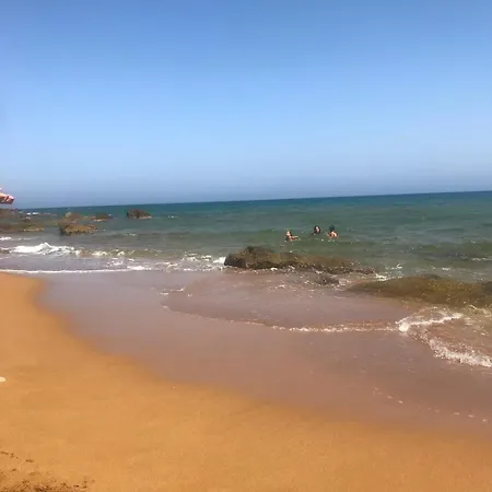 בית נופש Calabria- Casa Sul Mare La Camilluccia *